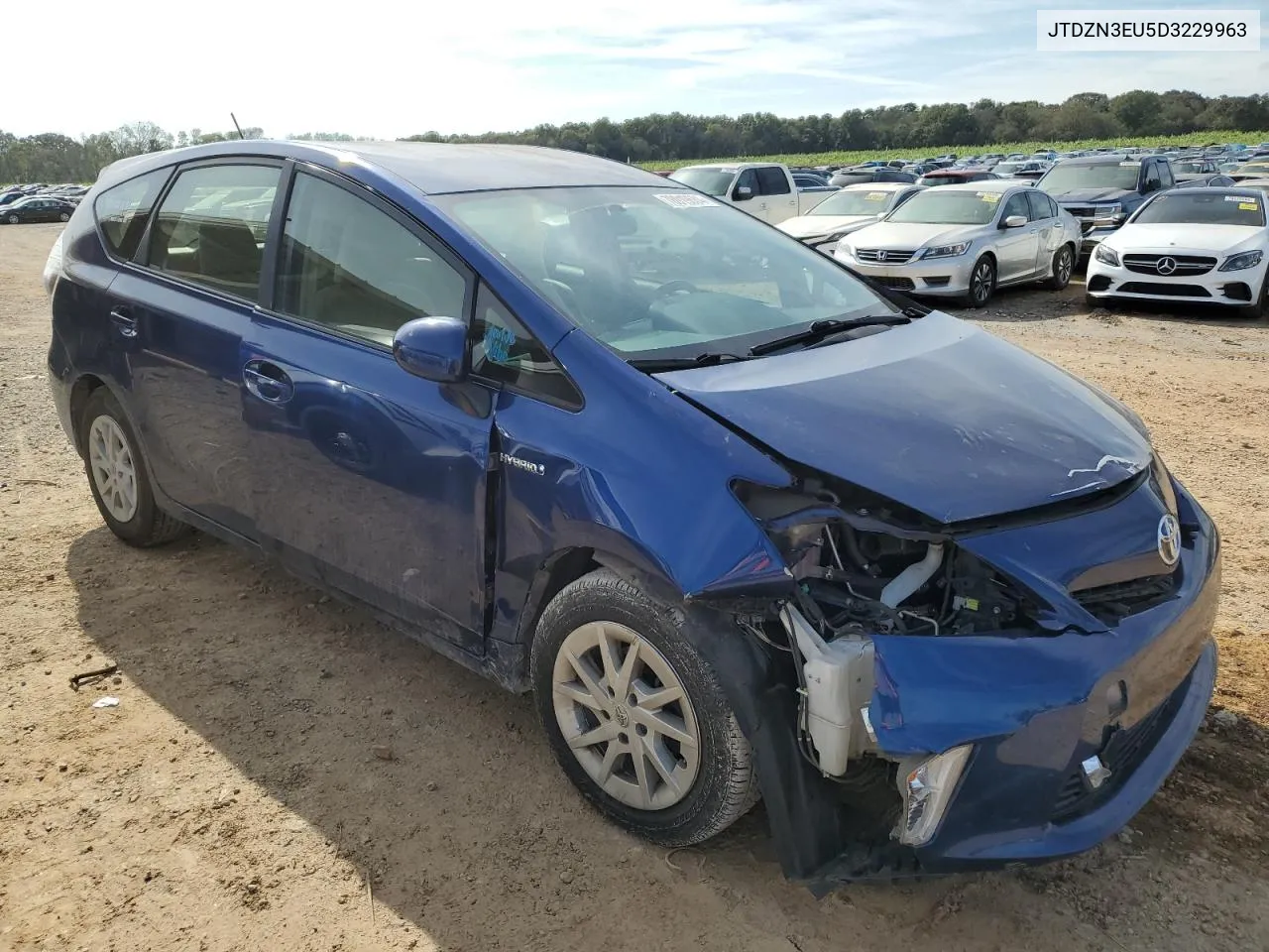 JTDZN3EU5D3229963 2013 Toyota Prius V