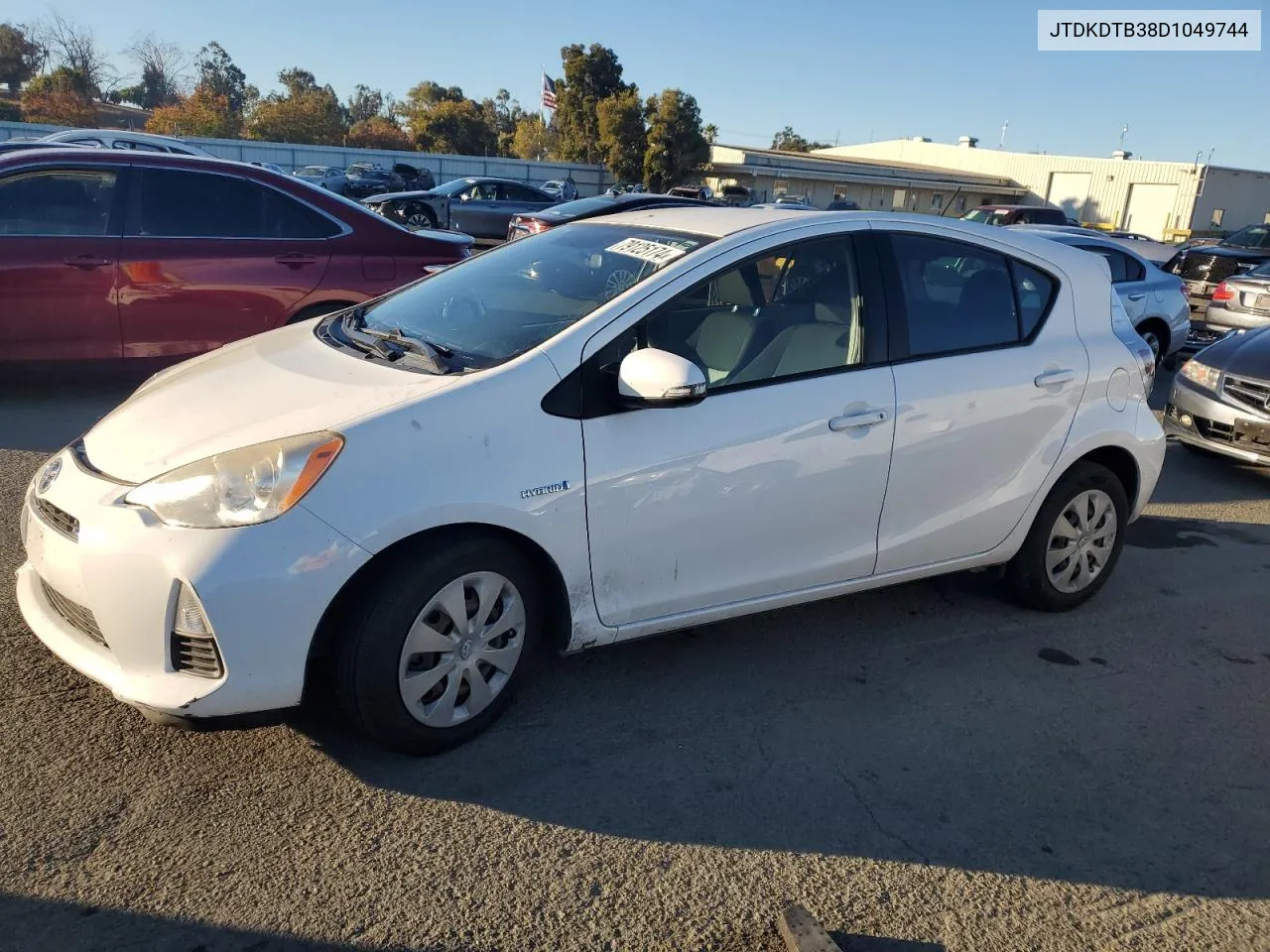 2013 Toyota Prius C VIN: JTDKDTB38D1049744 Lot: 79125174