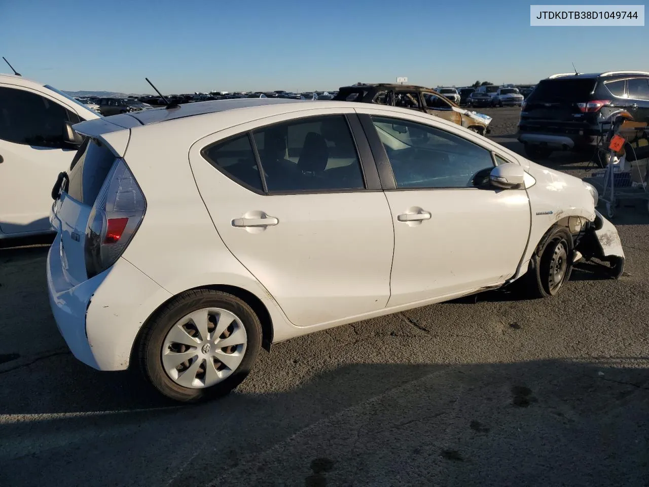 2013 Toyota Prius C VIN: JTDKDTB38D1049744 Lot: 79125174