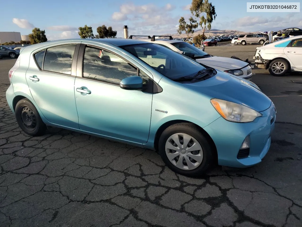 2013 Toyota Prius C VIN: JTDKDTB32D1046872 Lot: 80100584