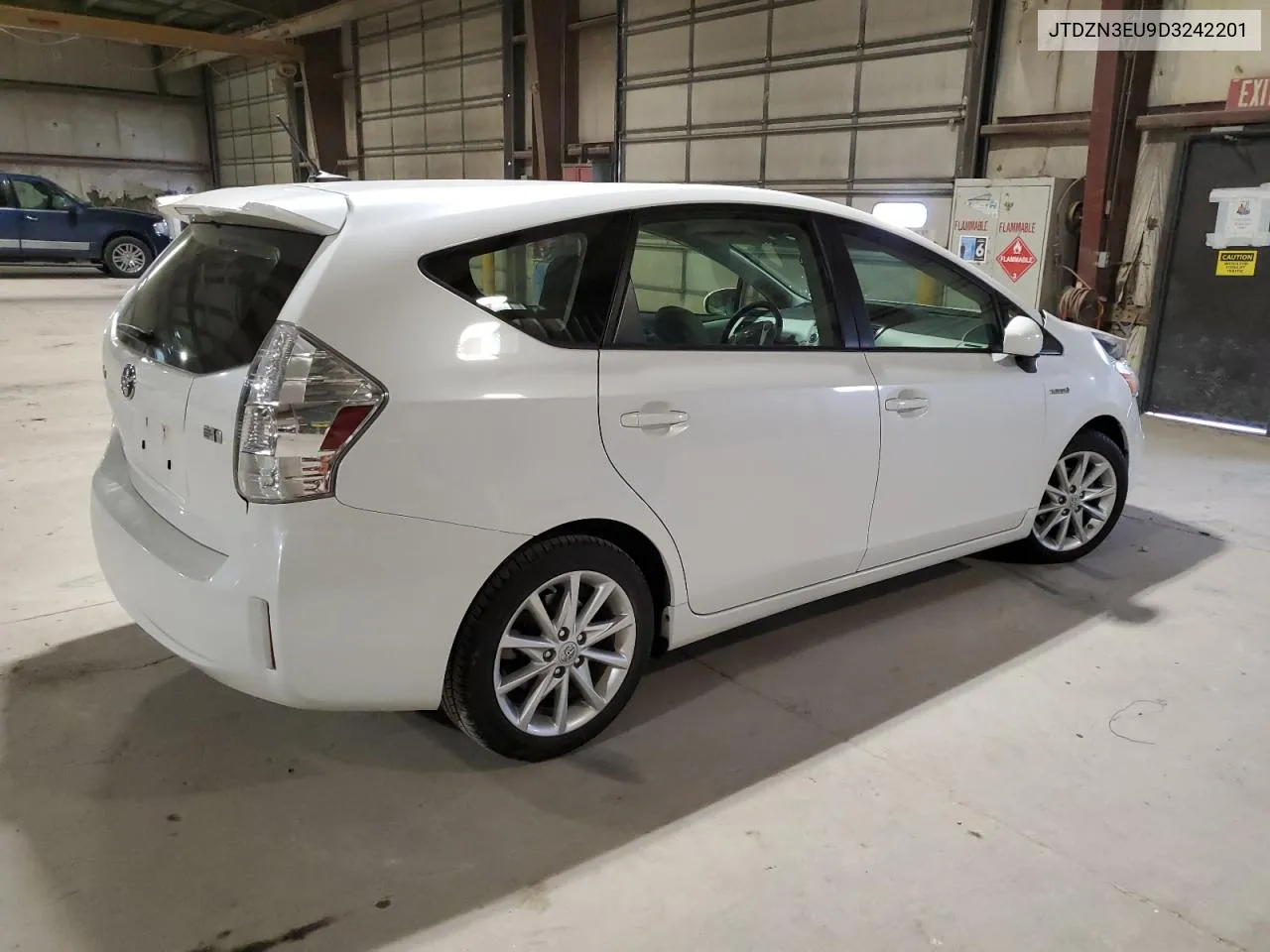 2013 Toyota Prius V VIN: JTDZN3EU9D3242201 Lot: 80647694