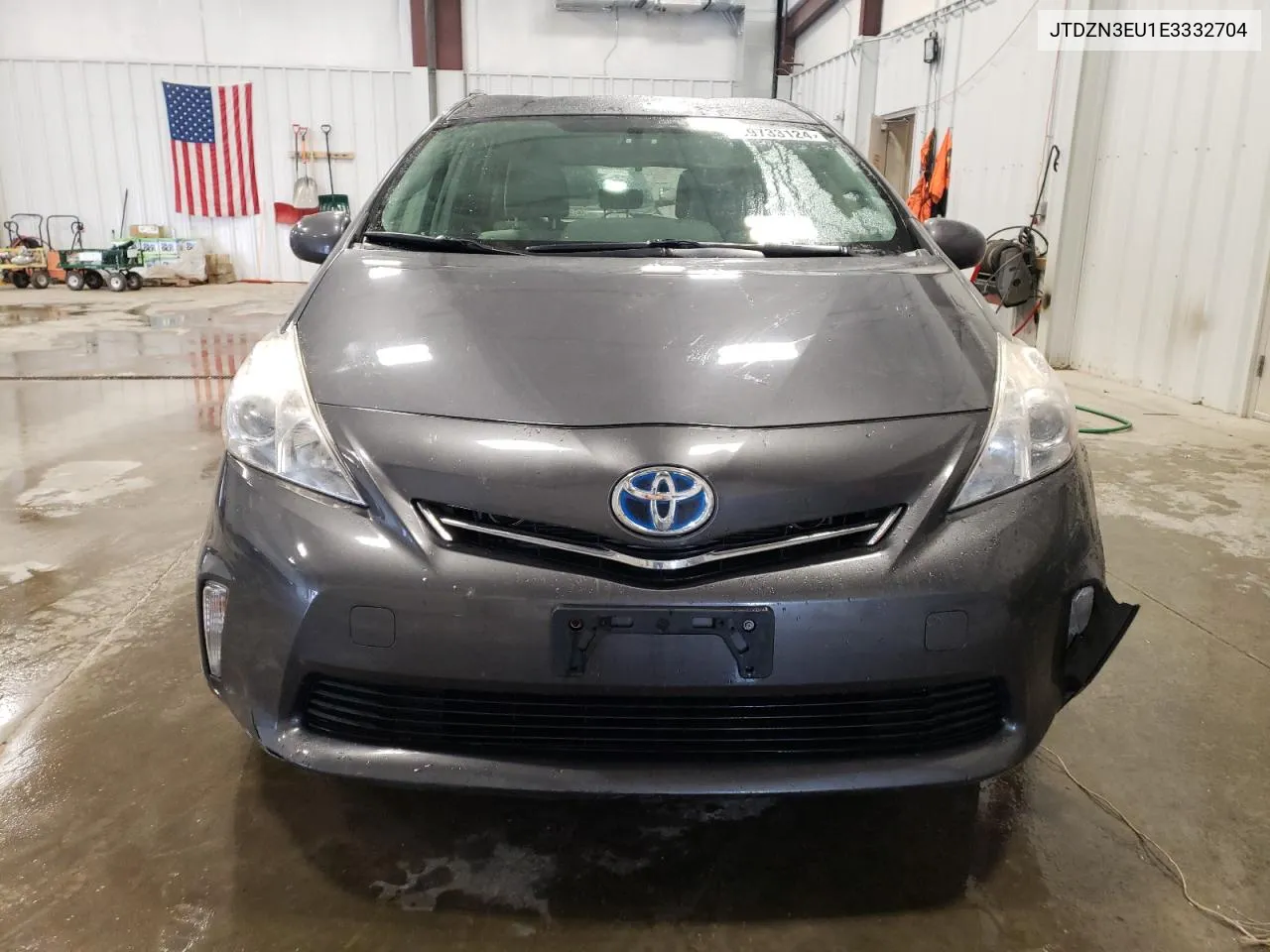 JTDZN3EU1E3332704 2014 Toyota Prius V