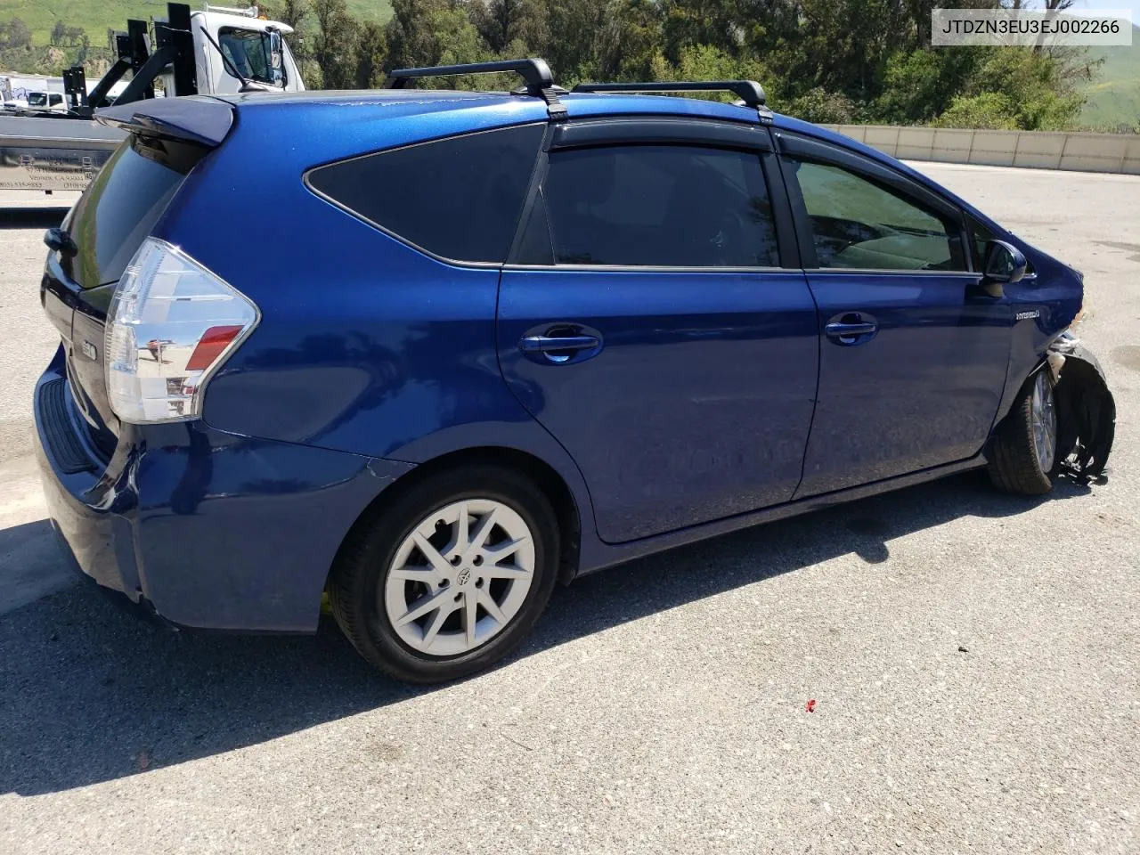 JTDZN3EU3EJ002266 2014 Toyota Prius V