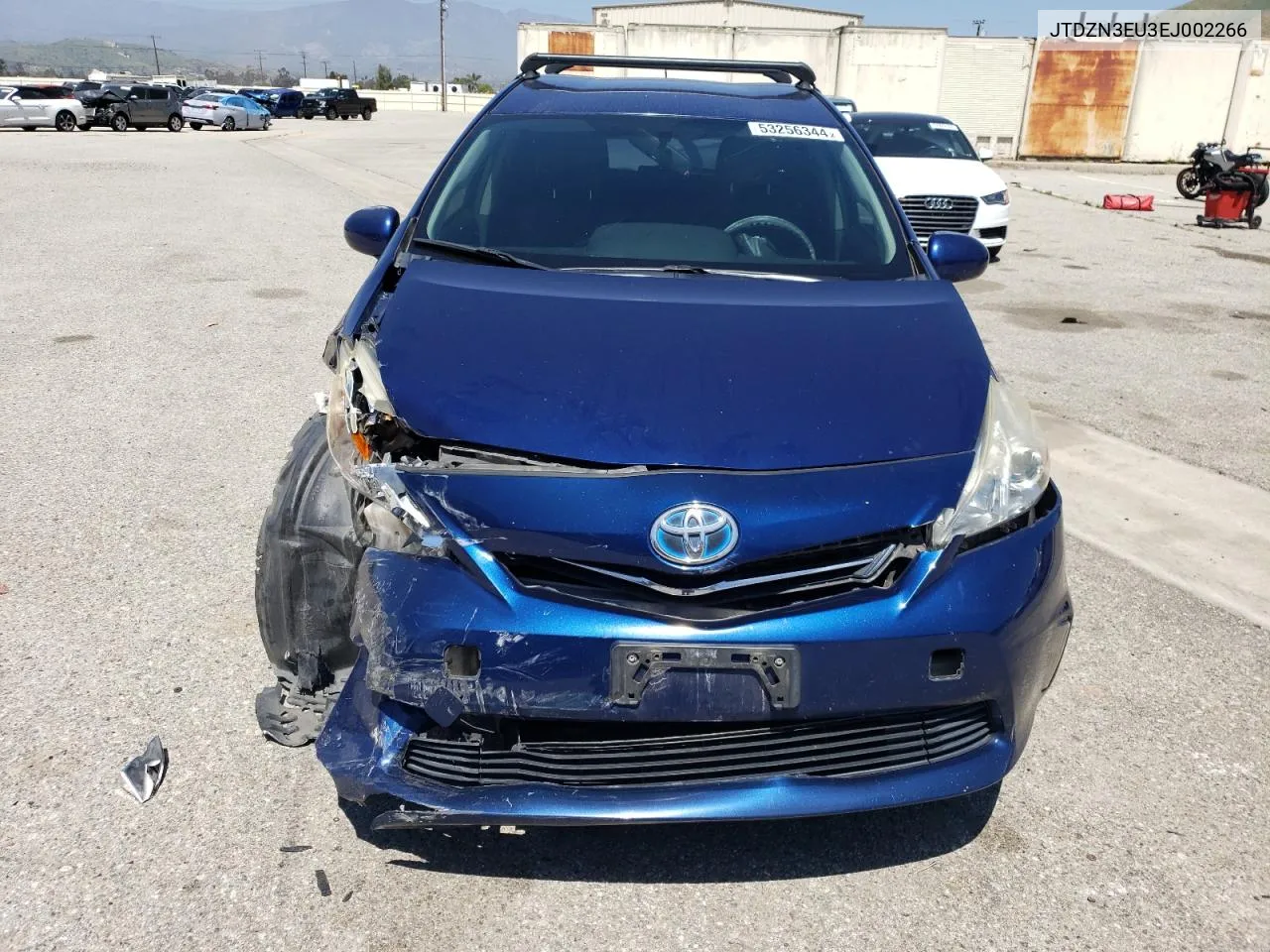 JTDZN3EU3EJ002266 2014 Toyota Prius V