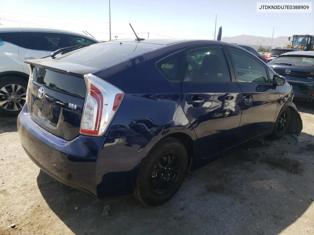 JTDKN3DU7E0388909 2014 Toyota Prius