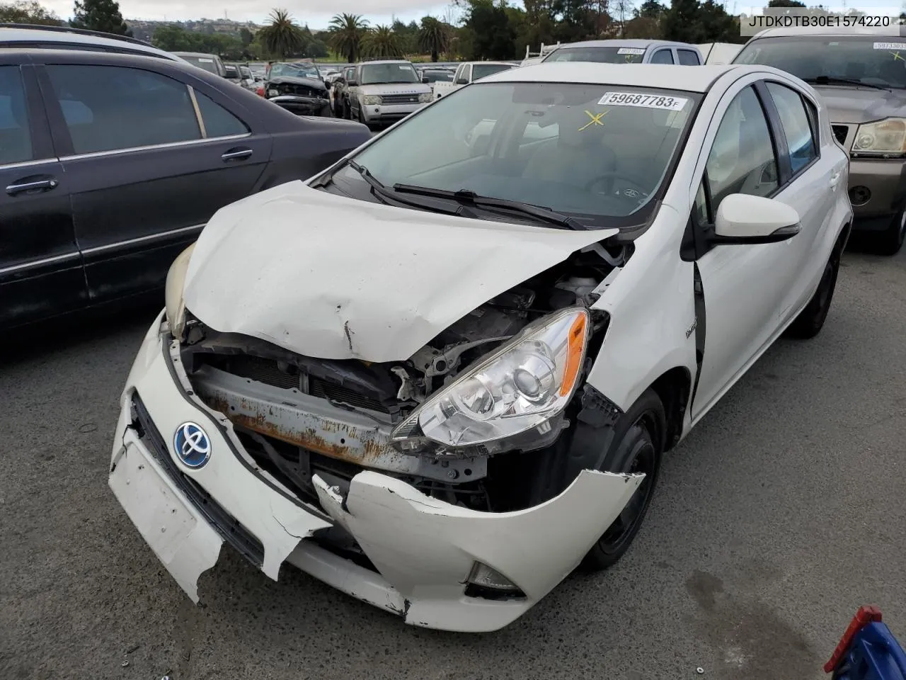 JTDKDTB30E1574220 2014 Toyota Prius C