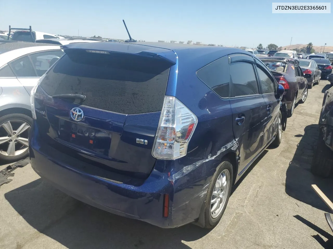 JTDZN3EU2E3365601 2014 Toyota Prius V