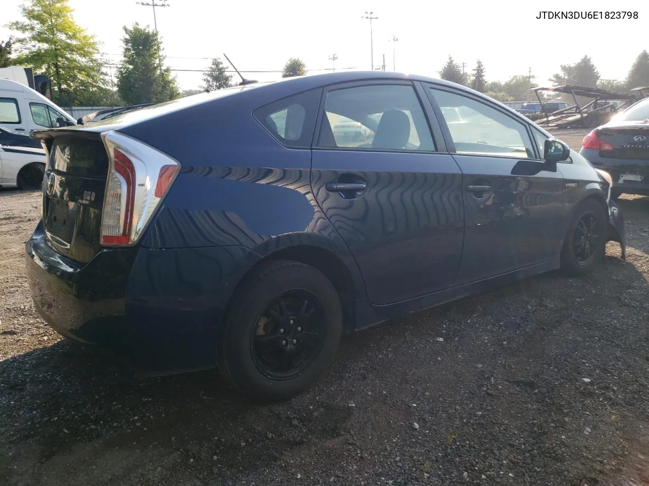 2014 Toyota Prius VIN: JTDKN3DU6E1823798 Lot: 62722774