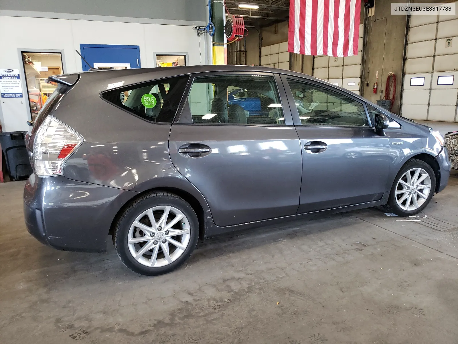 JTDZN3EU3E3317783 2014 Toyota Prius V