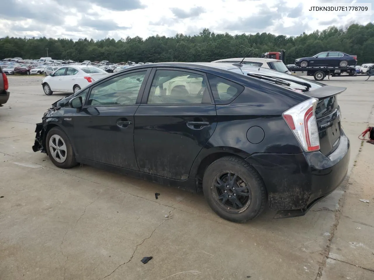 JTDKN3DU7E1778709 2014 Toyota Prius