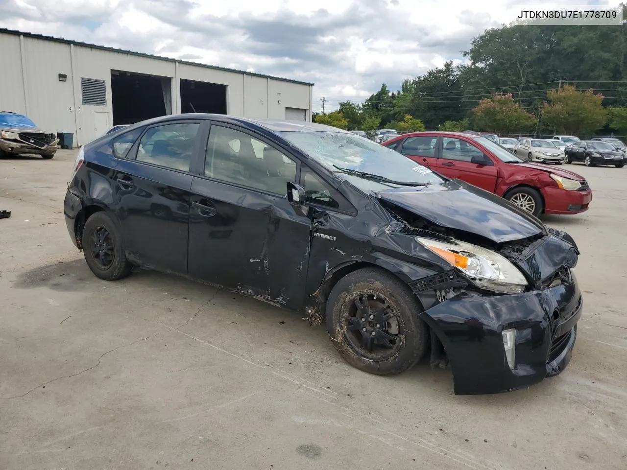 JTDKN3DU7E1778709 2014 Toyota Prius