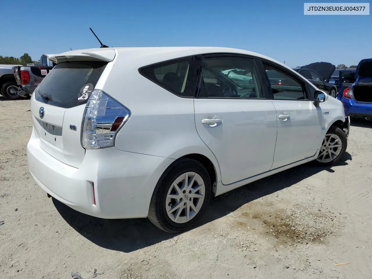 JTDZN3EU0EJ004377 2014 Toyota Prius V