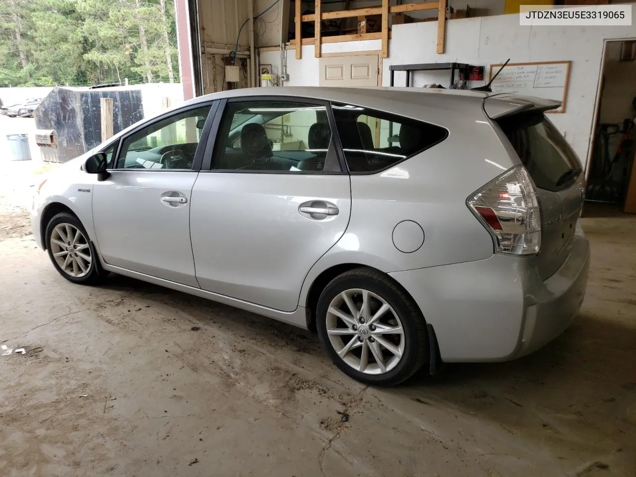 2014 Toyota Prius V VIN: JTDZN3EU5E3319065 Lot: 67813024