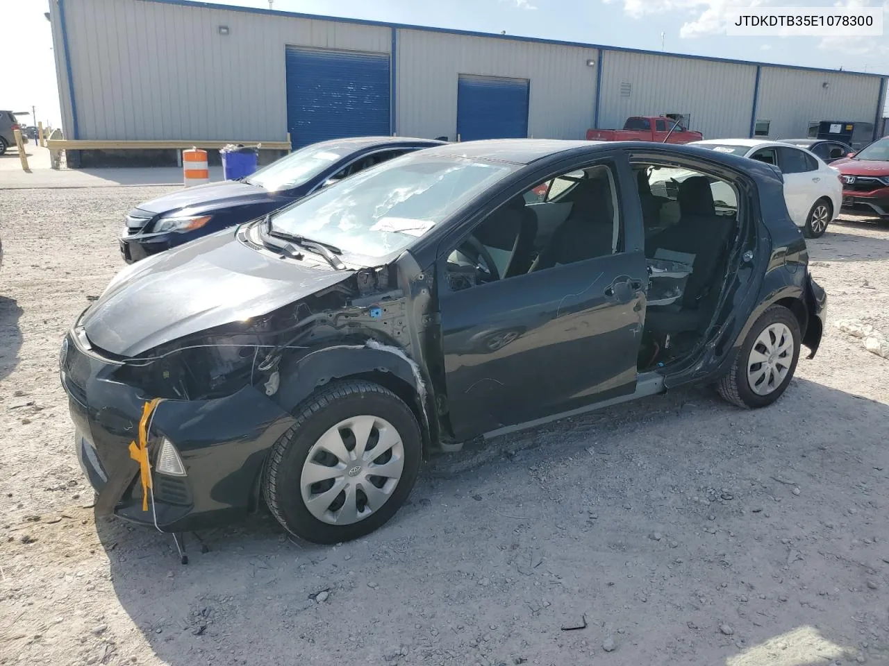 JTDKDTB35E1078300 2014 Toyota Prius C