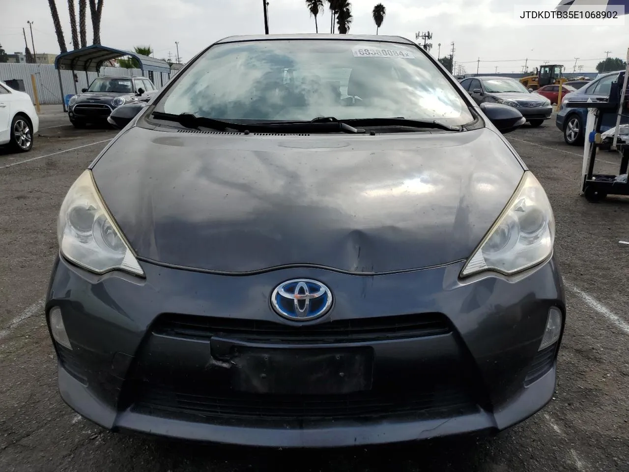 2014 Toyota Prius C VIN: JTDKDTB35E1068902 Lot: 68380084