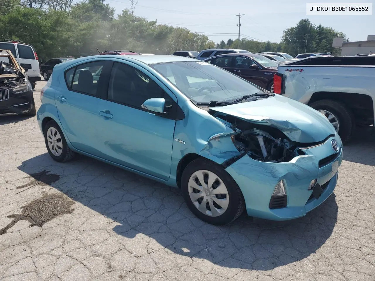 JTDKDTB30E1065552 2014 Toyota Prius C