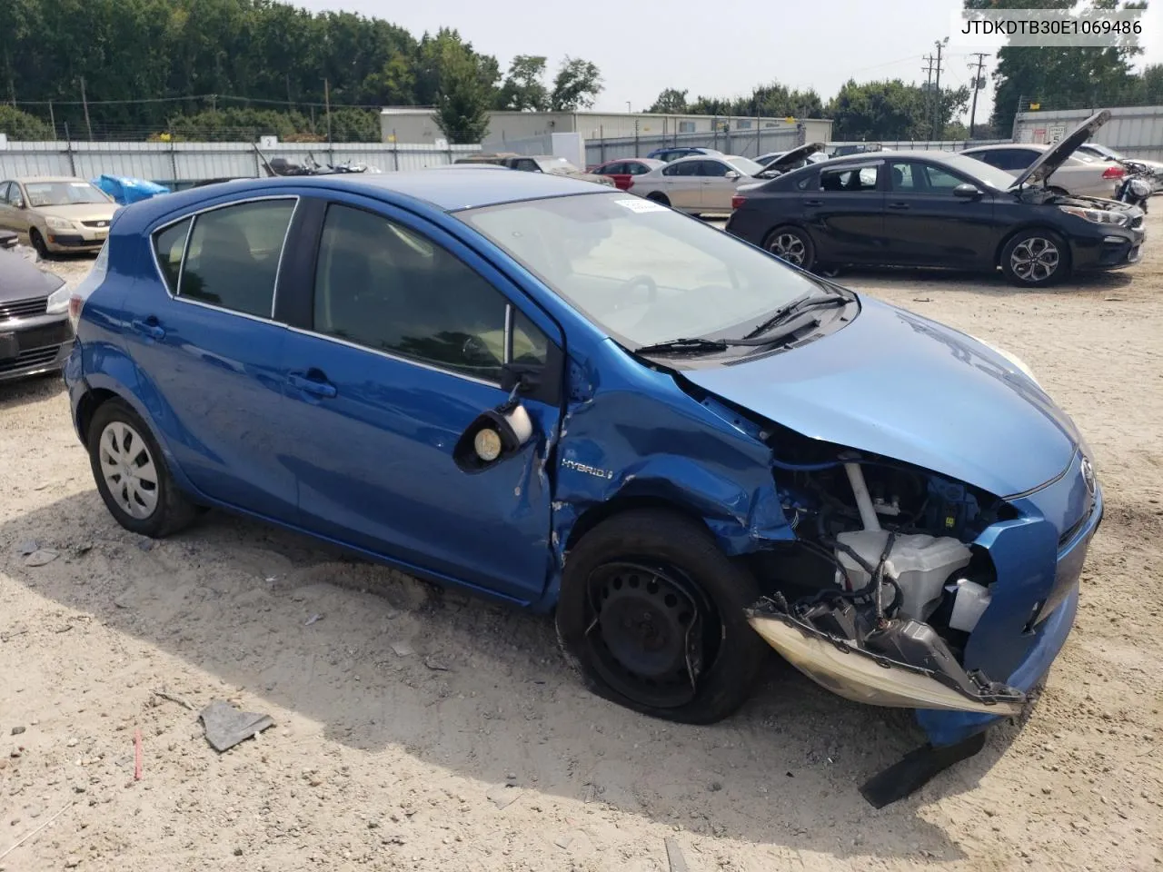 JTDKDTB30E1069486 2014 Toyota Prius C