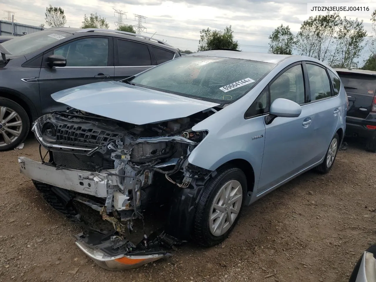 JTDZN3EU5EJ004116 2014 Toyota Prius V