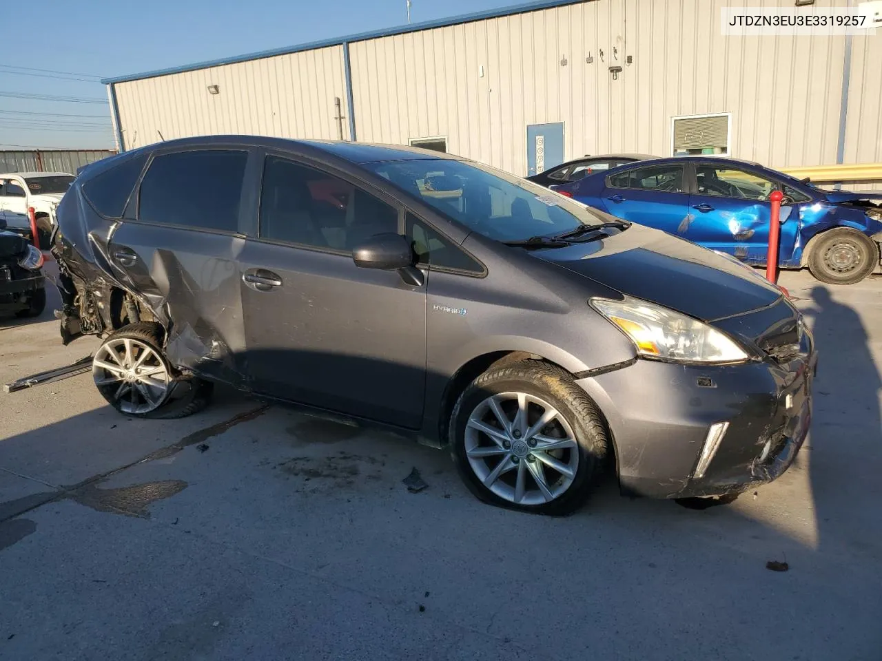 JTDZN3EU3E3319257 2014 Toyota Prius V