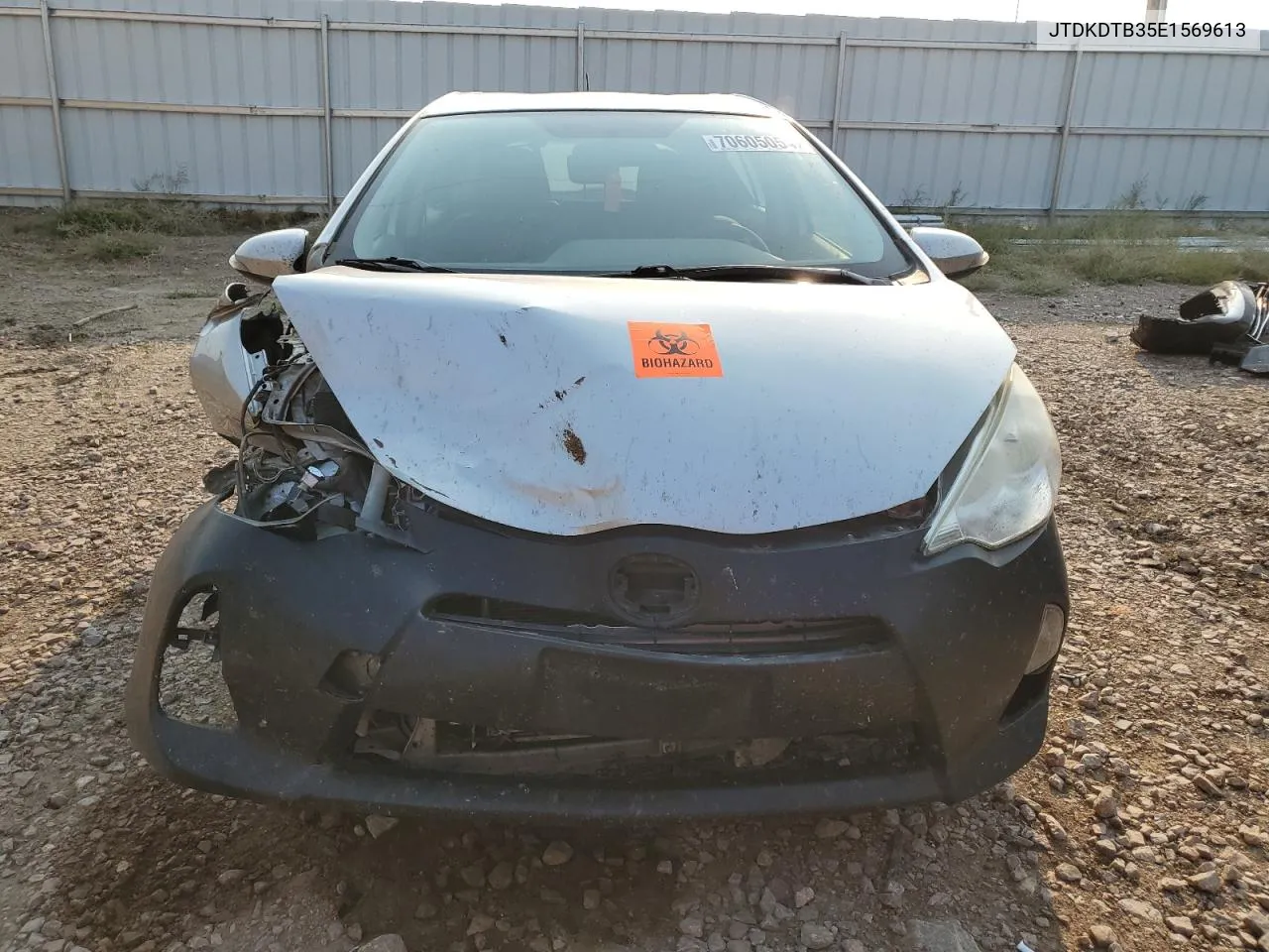 2014 Toyota Prius C VIN: JTDKDTB35E1569613 Lot: 70605054