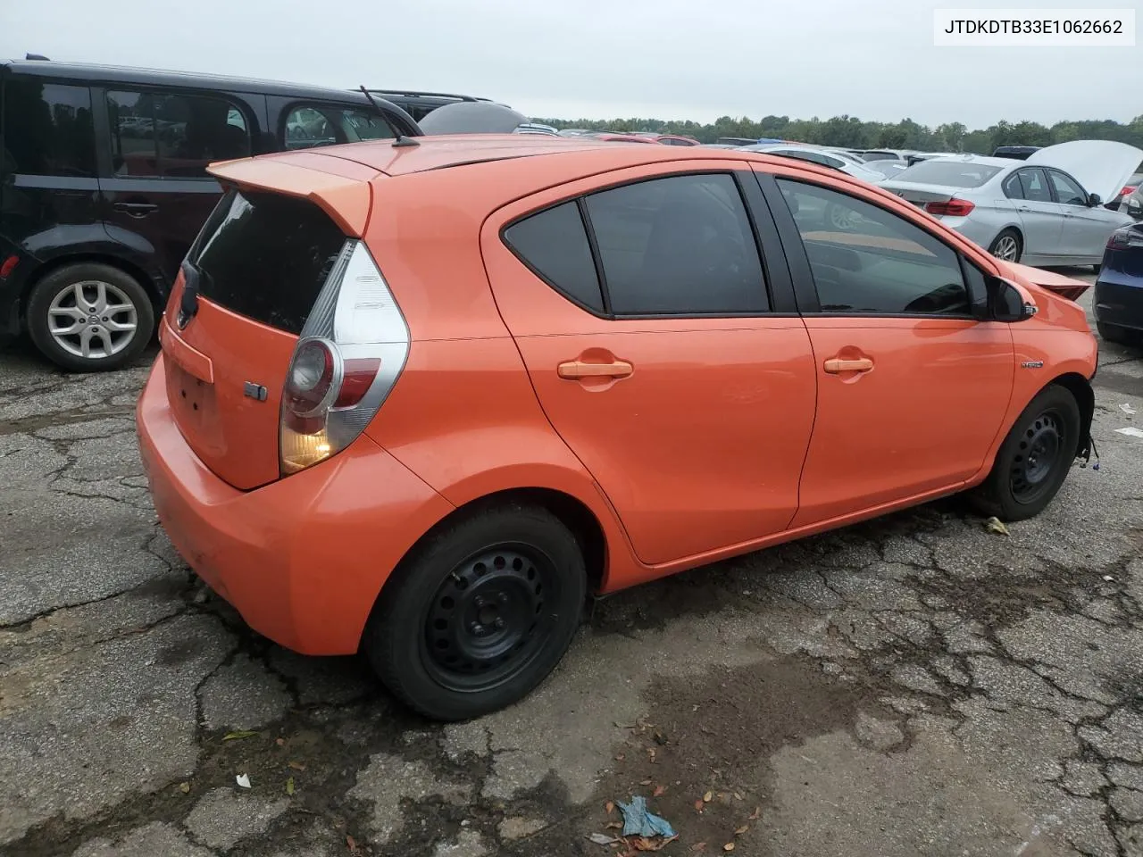 2014 Toyota Prius C VIN: JTDKDTB33E1062662 Lot: 70908894