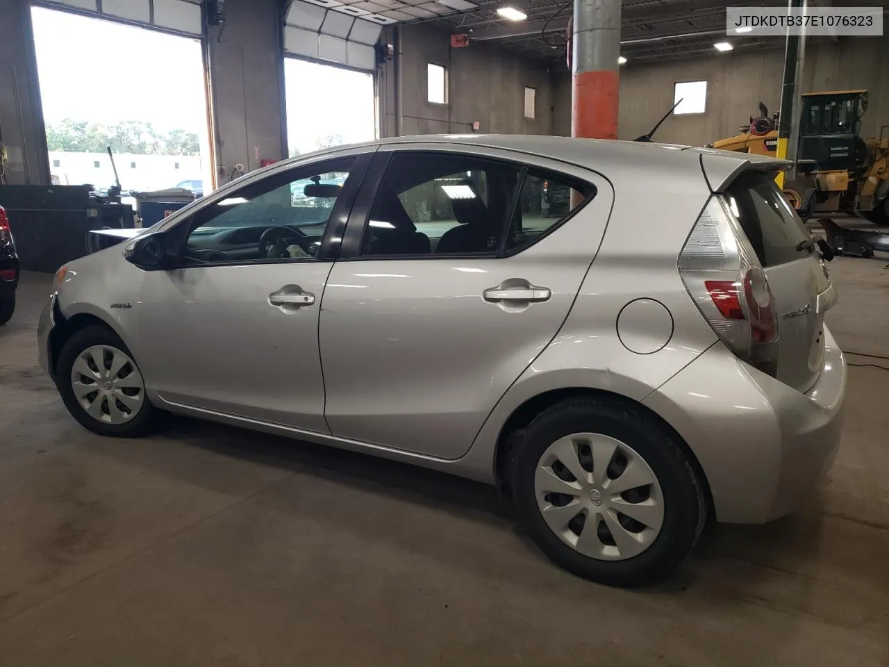 2014 Toyota Prius C VIN: JTDKDTB37E1076323 Lot: 70991684