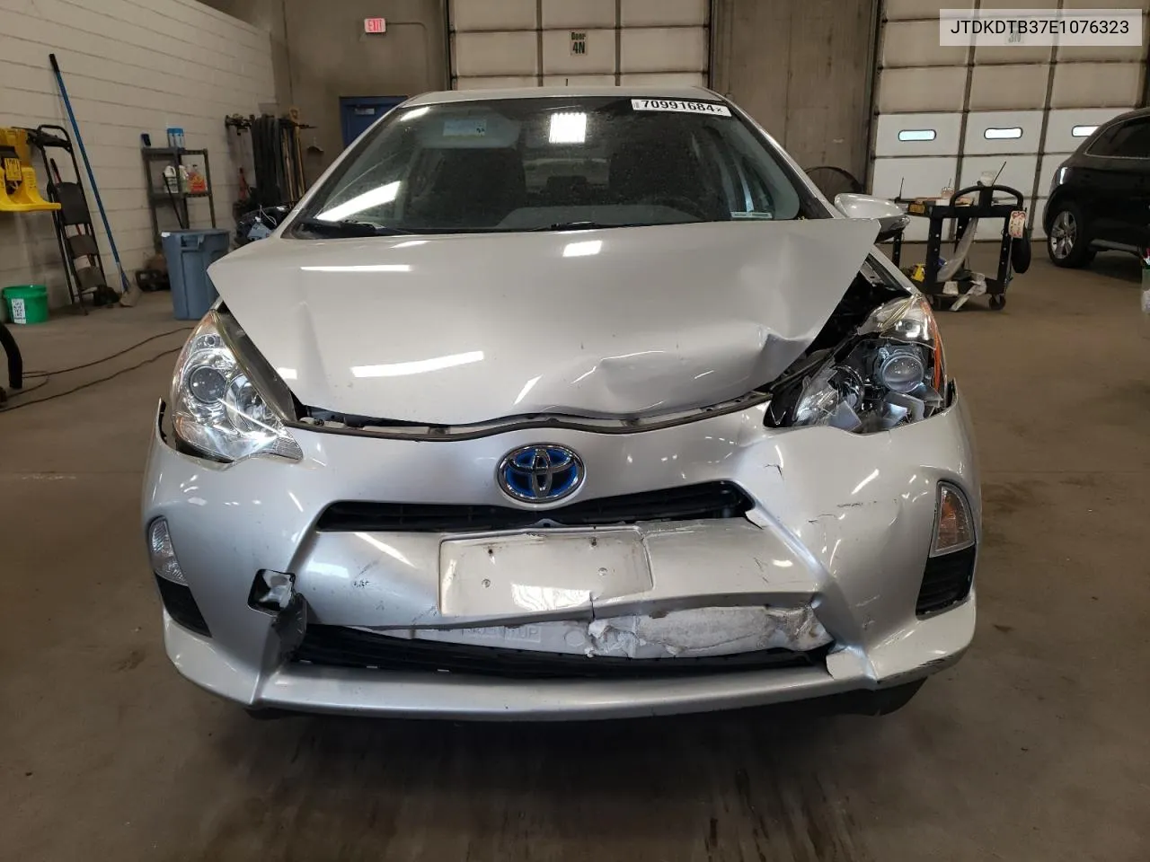 2014 Toyota Prius C VIN: JTDKDTB37E1076323 Lot: 70991684