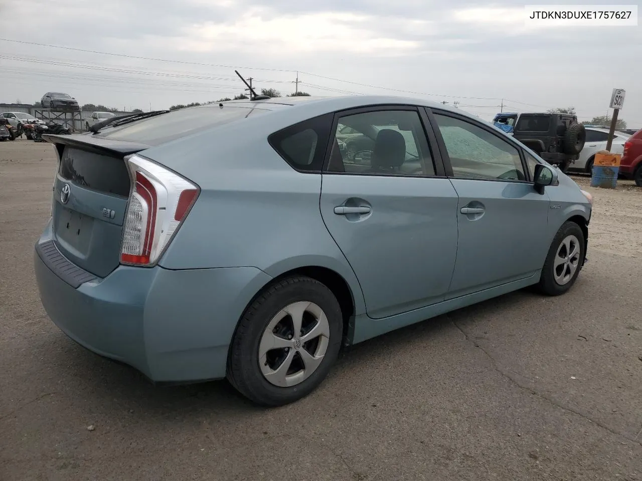 JTDKN3DUXE1757627 2014 Toyota Prius