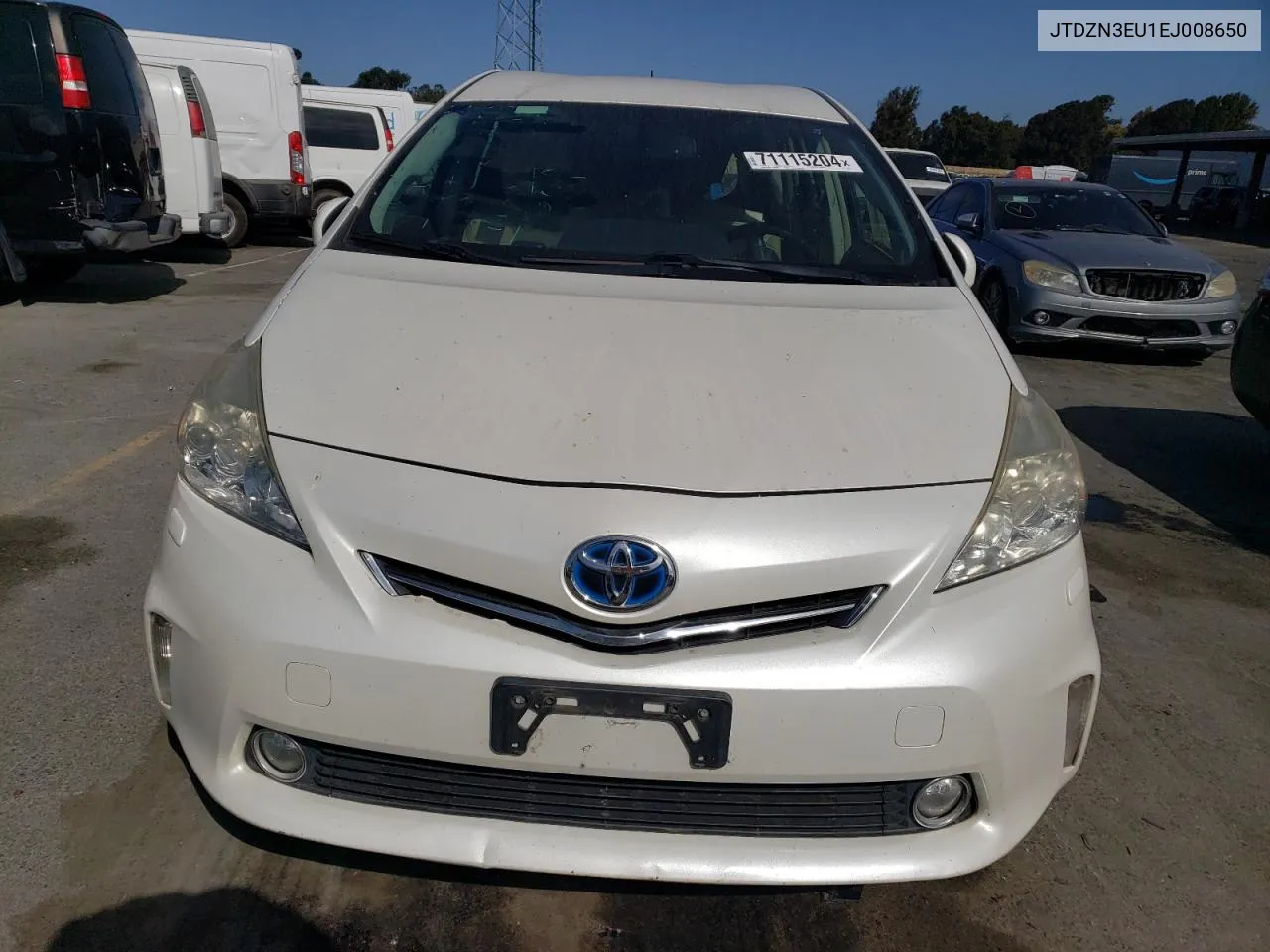 JTDZN3EU1EJ008650 2014 Toyota Prius V