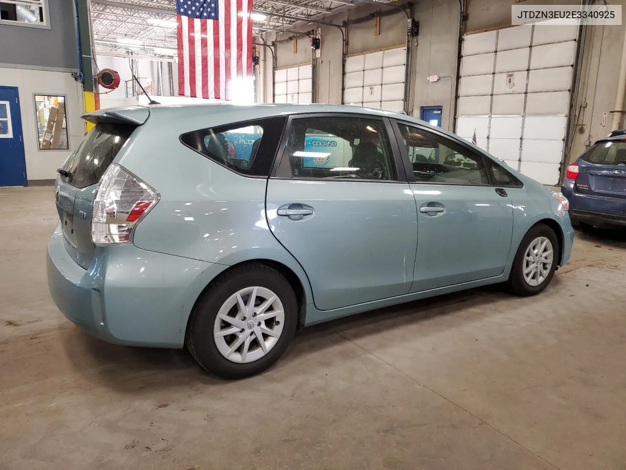 JTDZN3EU2E3340925 2014 Toyota Prius V