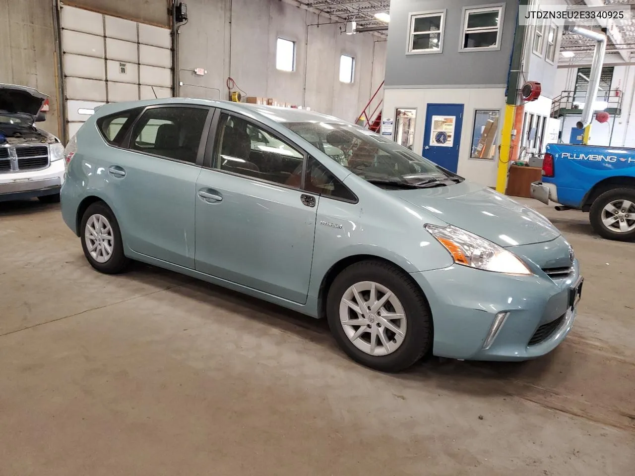 JTDZN3EU2E3340925 2014 Toyota Prius V