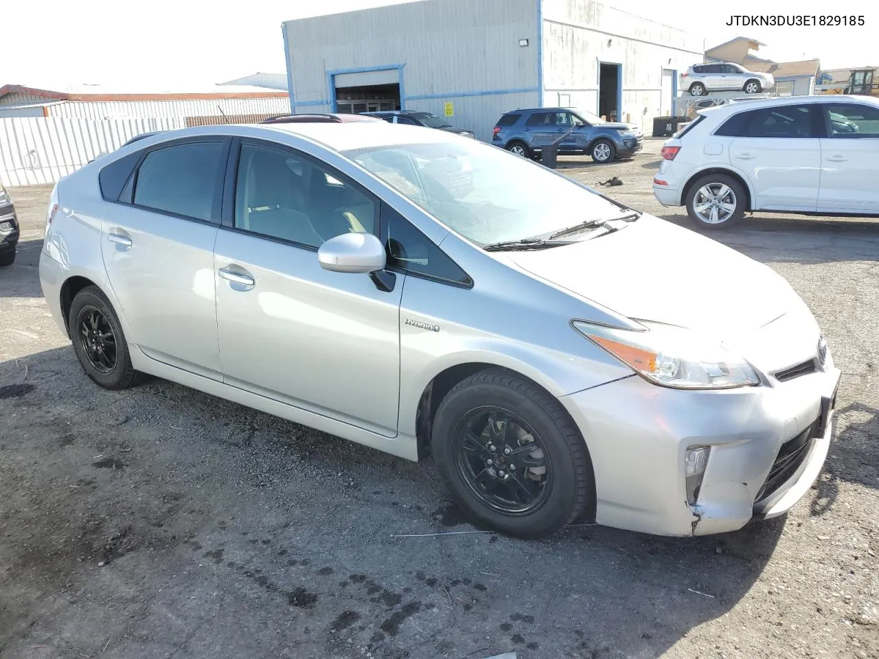 JTDKN3DU3E1829185 2014 Toyota Prius