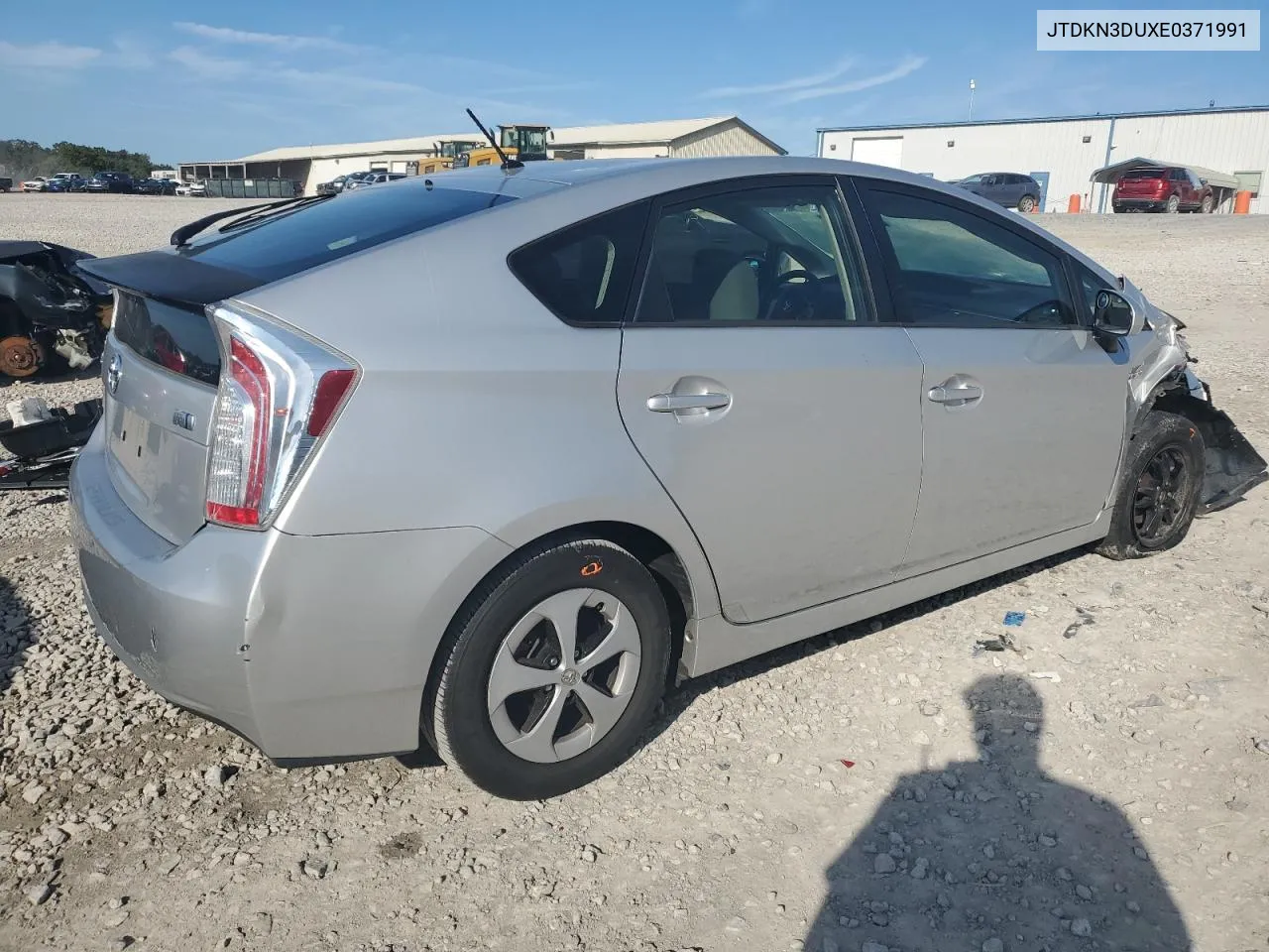 JTDKN3DUXE0371991 2014 Toyota Prius