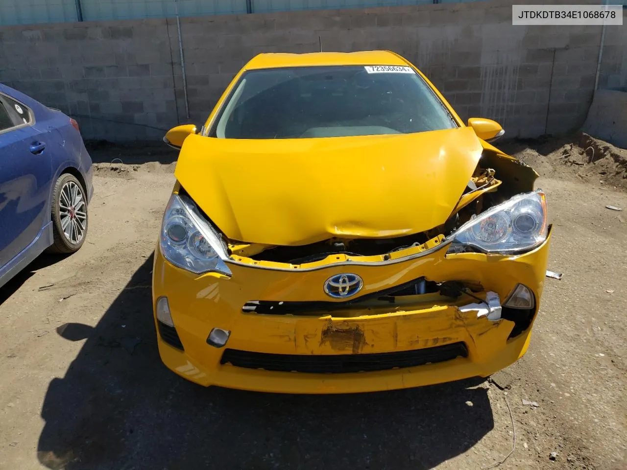 JTDKDTB34E1068678 2014 Toyota Prius C