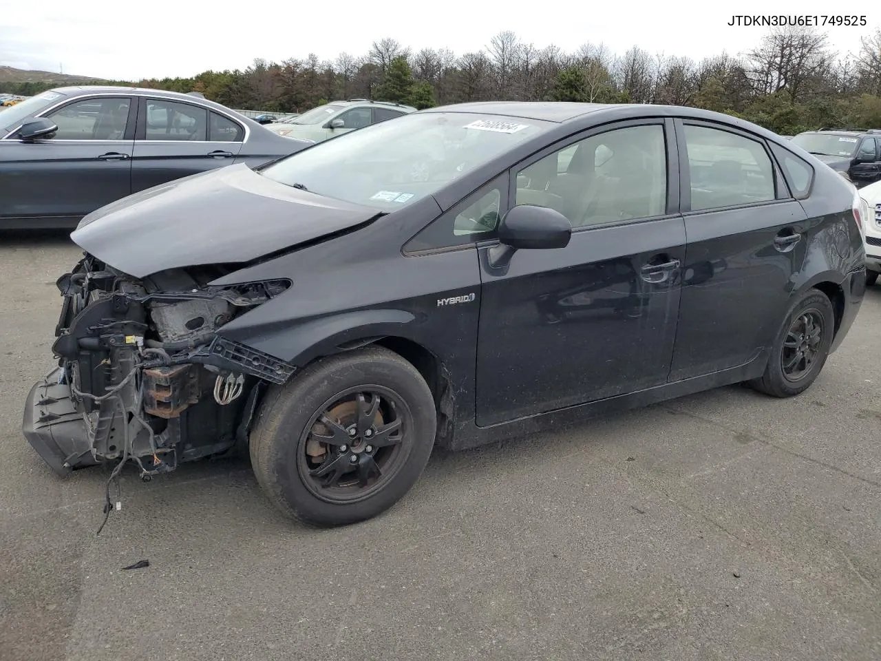 JTDKN3DU6E1749525 2014 Toyota Prius