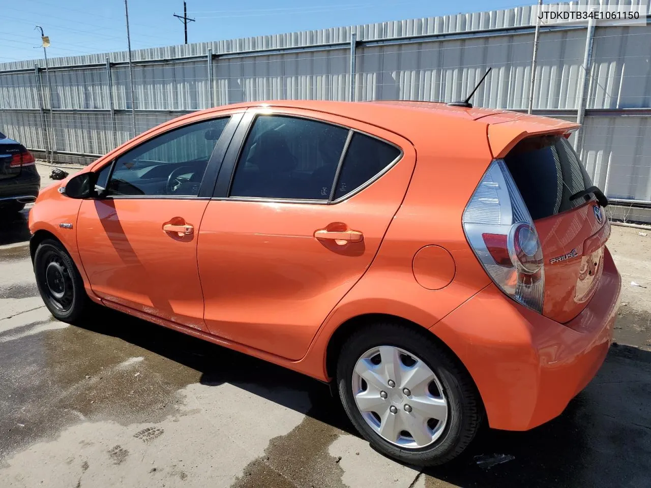 2014 Toyota Prius C VIN: JTDKDTB34E1061150 Lot: 73058344