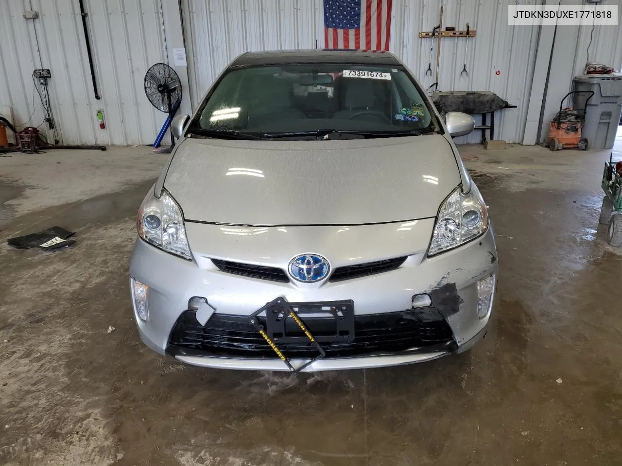 2014 Toyota Prius VIN: JTDKN3DUXE1771818 Lot: 73391674