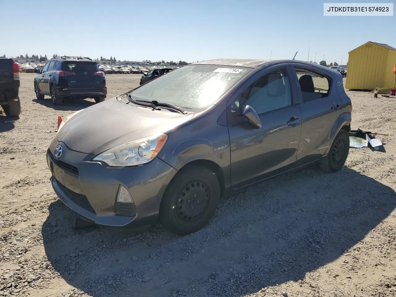 JTDKDTB31E1574923 2014 Toyota Prius C