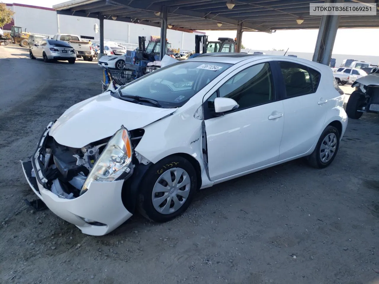 2014 Toyota Prius C VIN: JTDKDTB36E1069251 Lot: 73671264