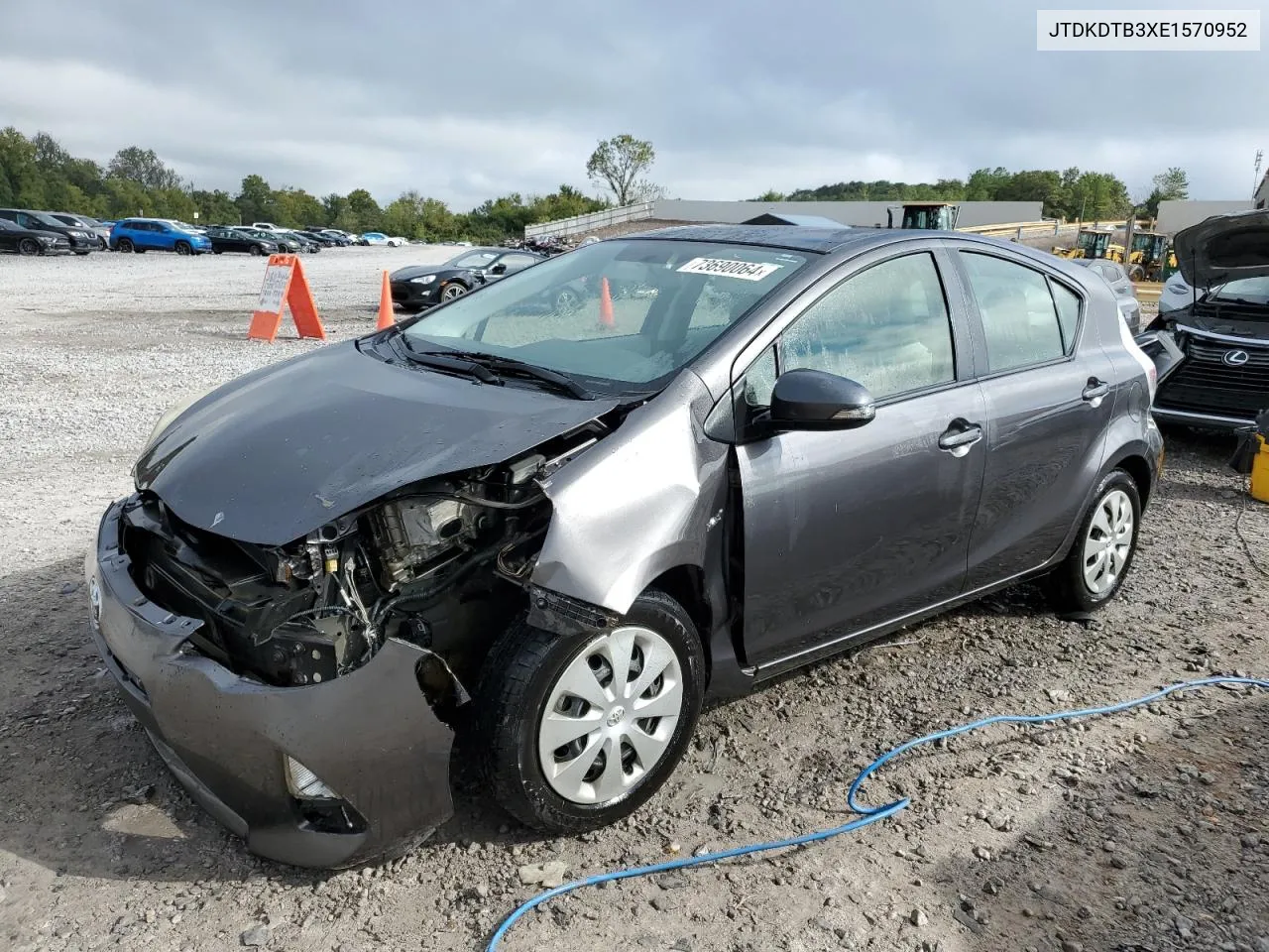 2014 Toyota Prius C VIN: JTDKDTB3XE1570952 Lot: 73690064