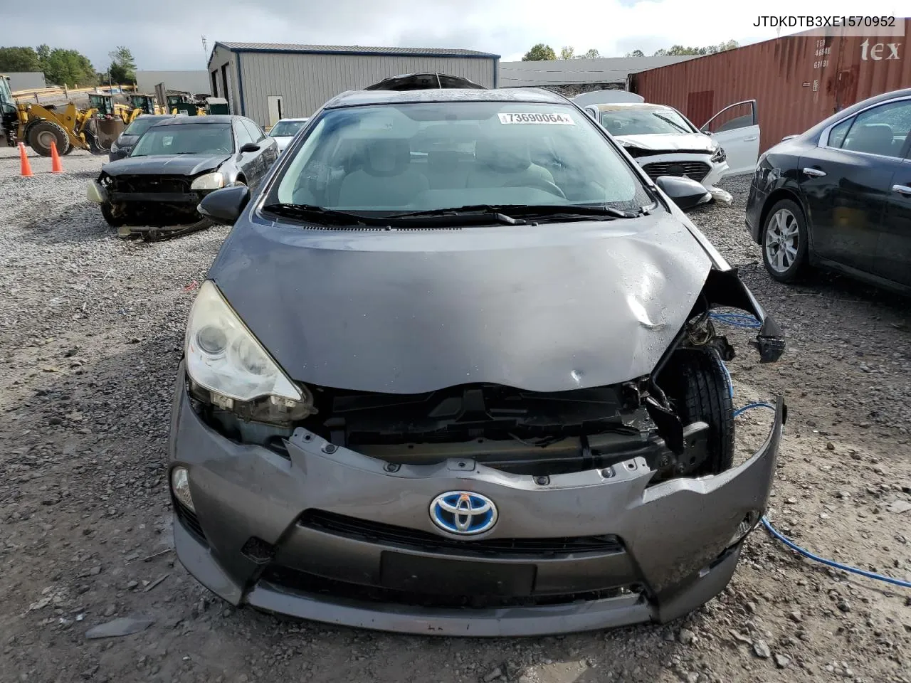 2014 Toyota Prius C VIN: JTDKDTB3XE1570952 Lot: 73690064