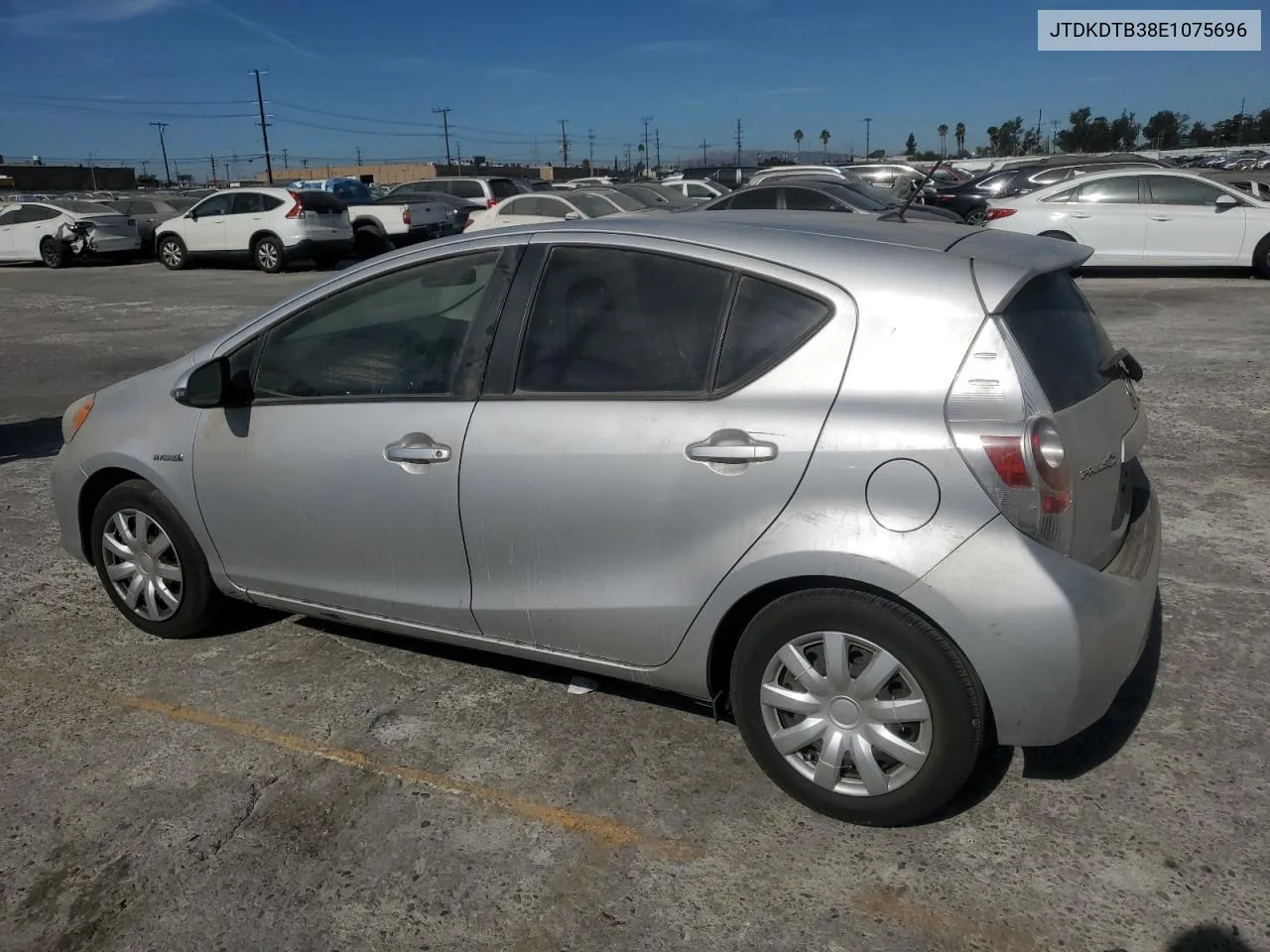 JTDKDTB38E1075696 2014 Toyota Prius C