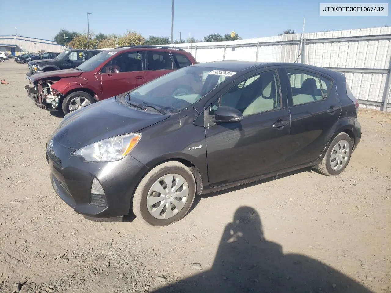 2014 Toyota Prius C VIN: JTDKDTB30E1067432 Lot: 74853884