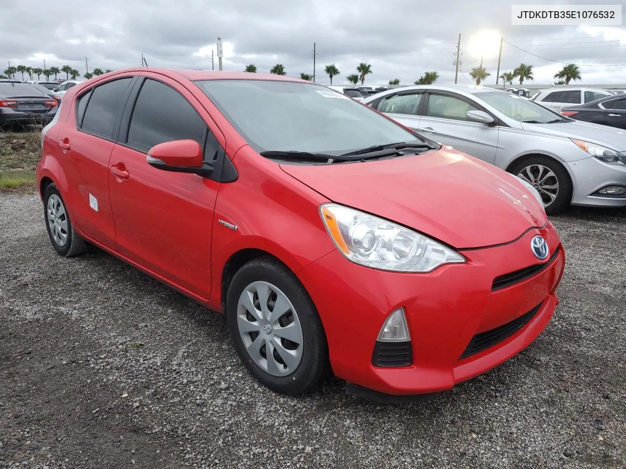 2014 Toyota Prius C VIN: JTDKDTB35E1076532 Lot: 74906834