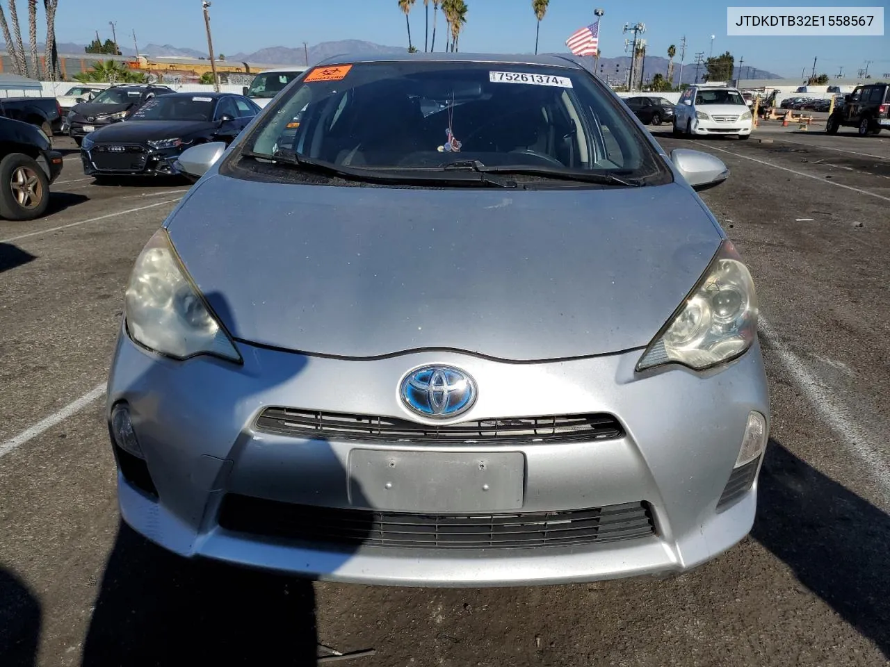 2014 Toyota Prius C VIN: JTDKDTB32E1558567 Lot: 75261374