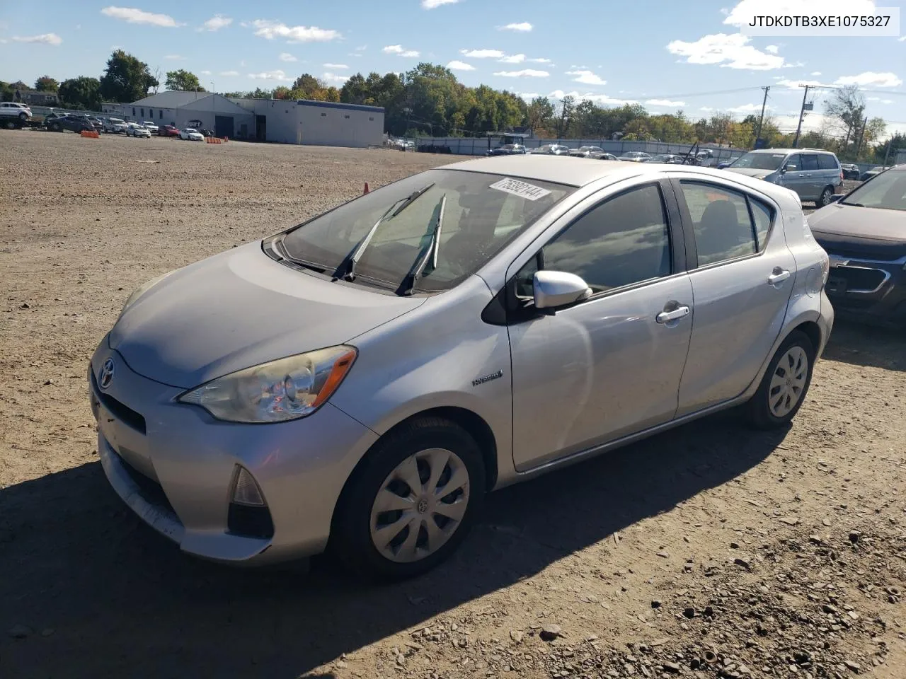 2014 Toyota Prius C VIN: JTDKDTB3XE1075327 Lot: 75392144