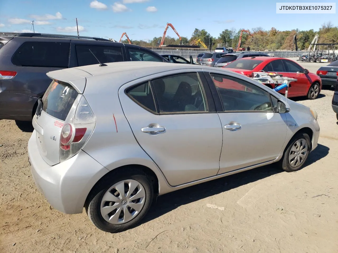 2014 Toyota Prius C VIN: JTDKDTB3XE1075327 Lot: 75392144