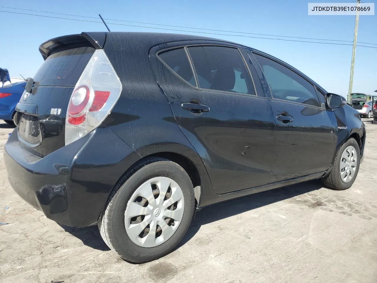 2014 Toyota Prius C VIN: JTDKDTB39E1078669 Lot: 75745354