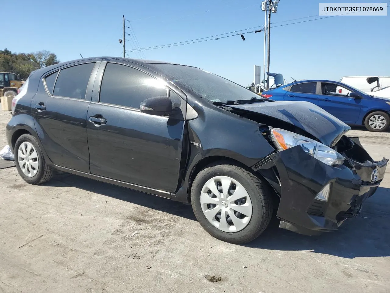 2014 Toyota Prius C VIN: JTDKDTB39E1078669 Lot: 75745354