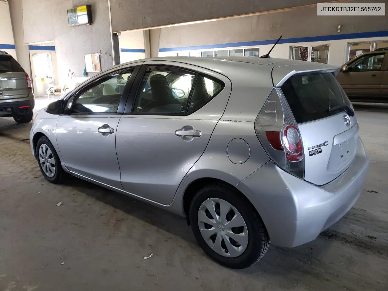 2014 Toyota Prius C VIN: JTDKDTB32E1565762 Lot: 75802464